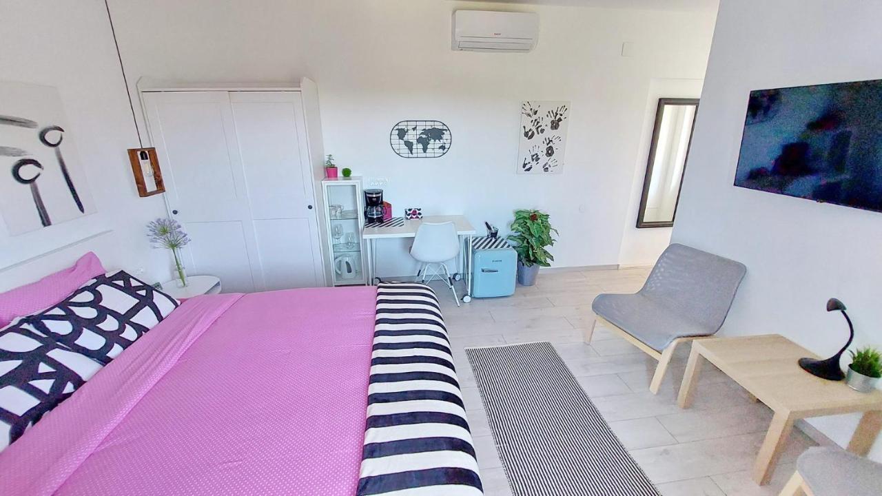 Le Petit 2 Apartment Cilipi Bagian luar foto