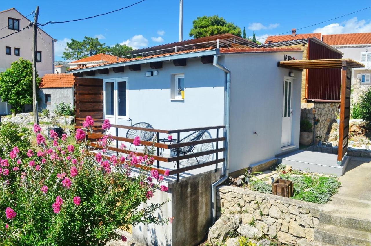 Le Petit 2 Apartment Cilipi Bagian luar foto